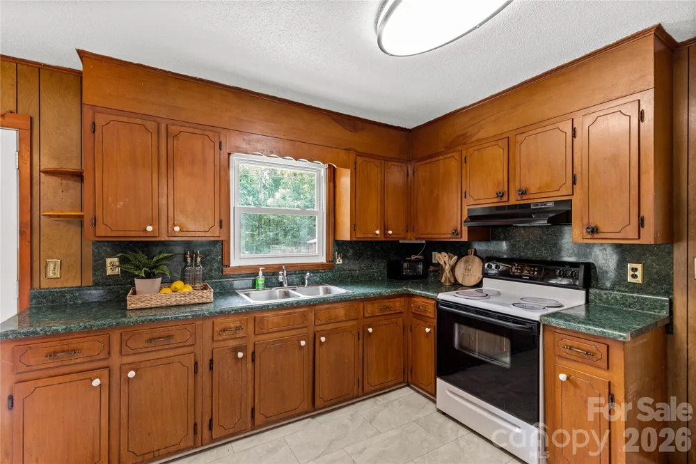 1242 Stringfellow Road Chester, SC 29706