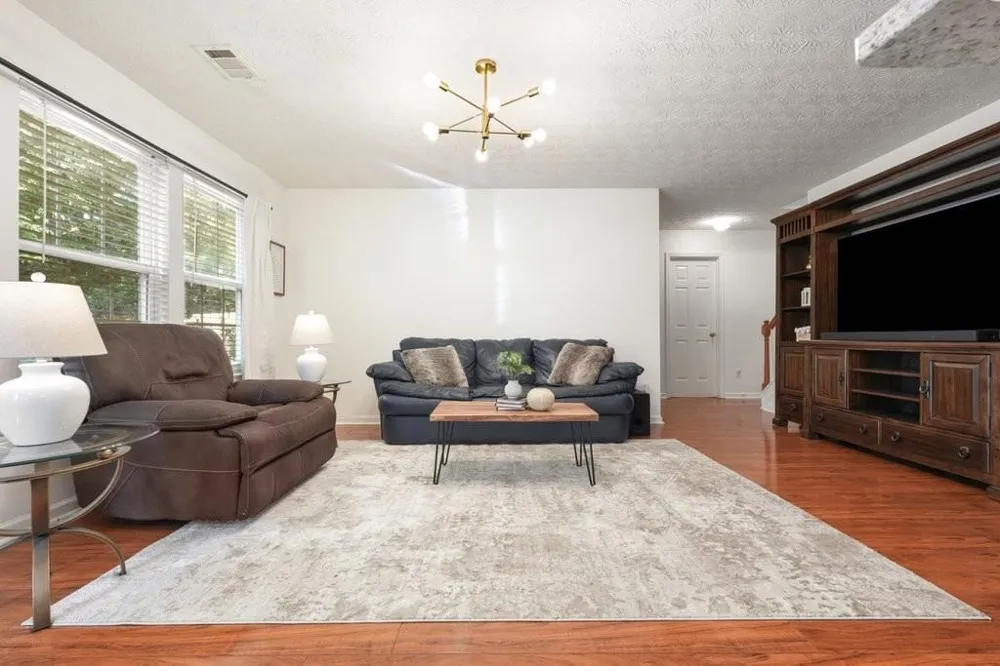 115 Village Trace Woodstock, GA 30188