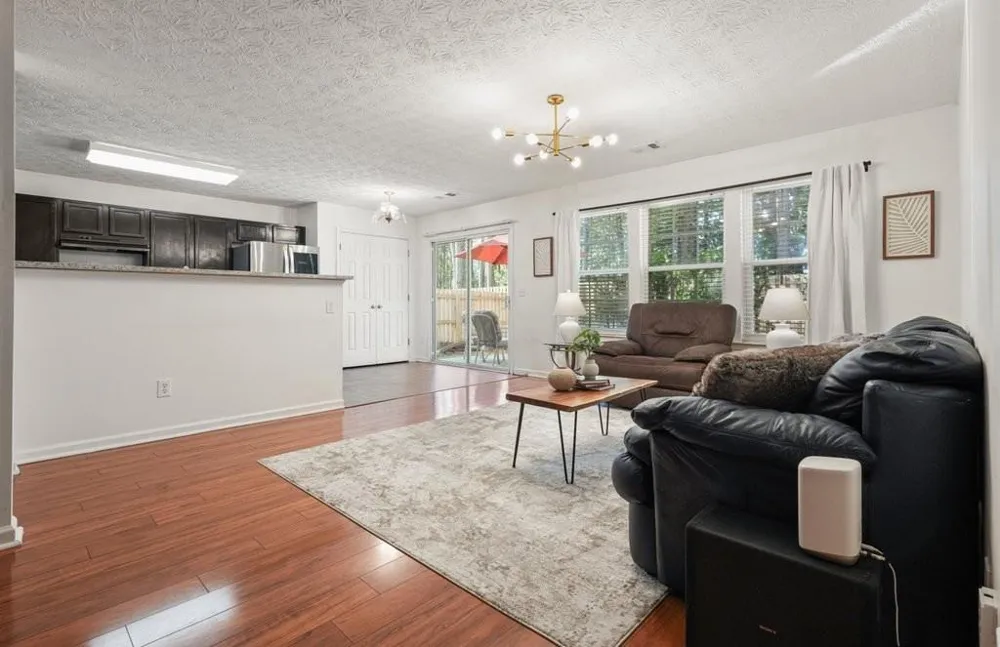 115 Village Trace Woodstock, GA 30188