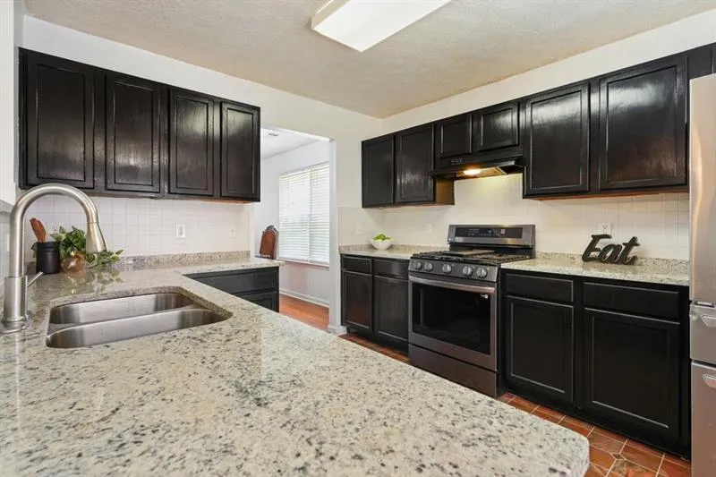 115 Village Trace Woodstock, GA 30188