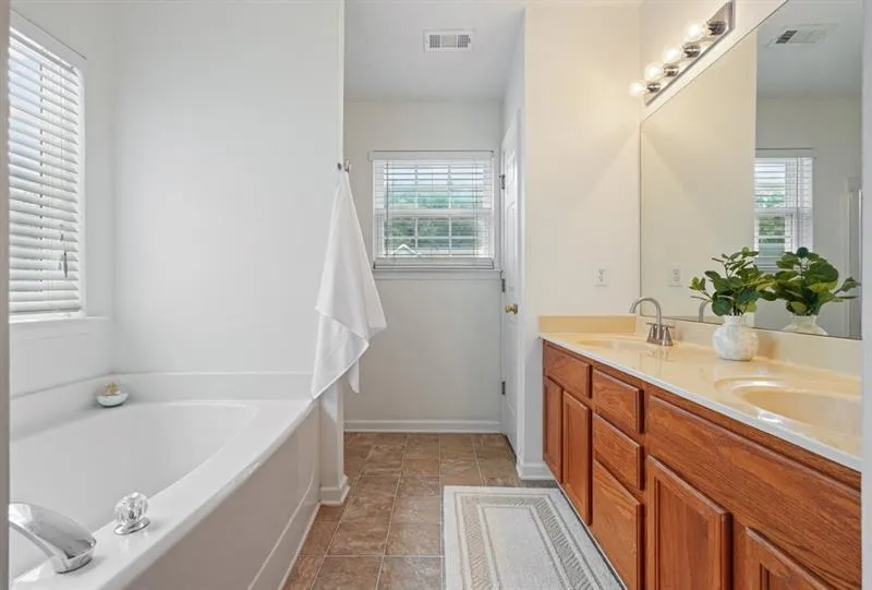115 Village Trace Woodstock, GA 30188