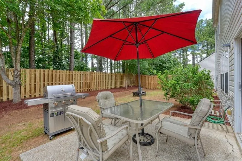115 Village Trace Woodstock, GA 30188