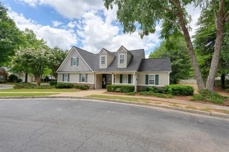 115 Village Trace Woodstock, GA 30188