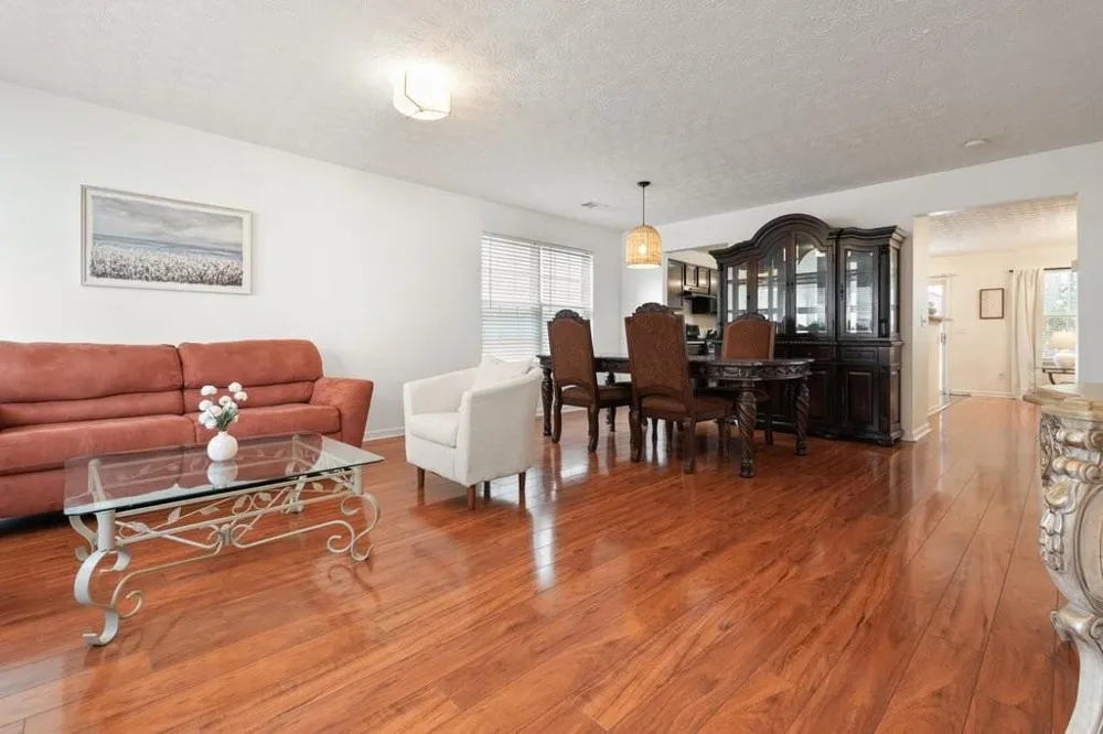 115 Village Trace Woodstock, GA 30188