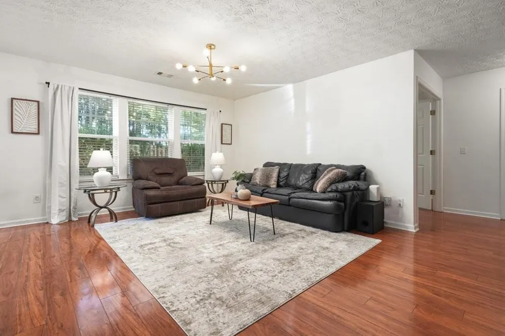 115 Village Trace Woodstock, GA 30188