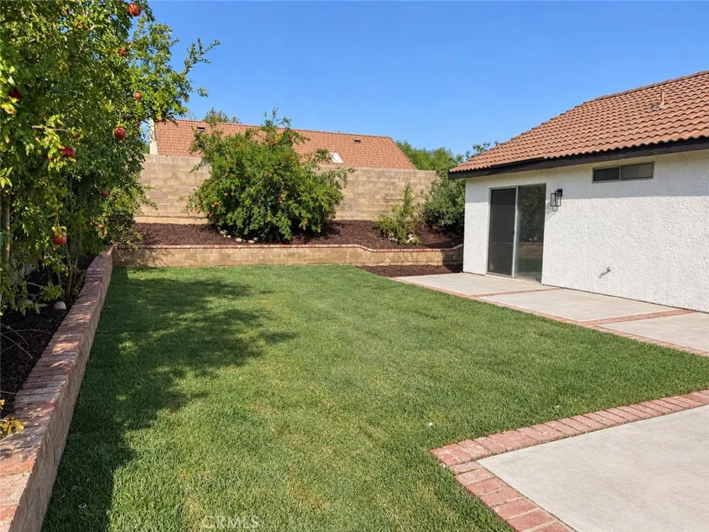 37437 Conifer Drive Palmdale, CA 93550