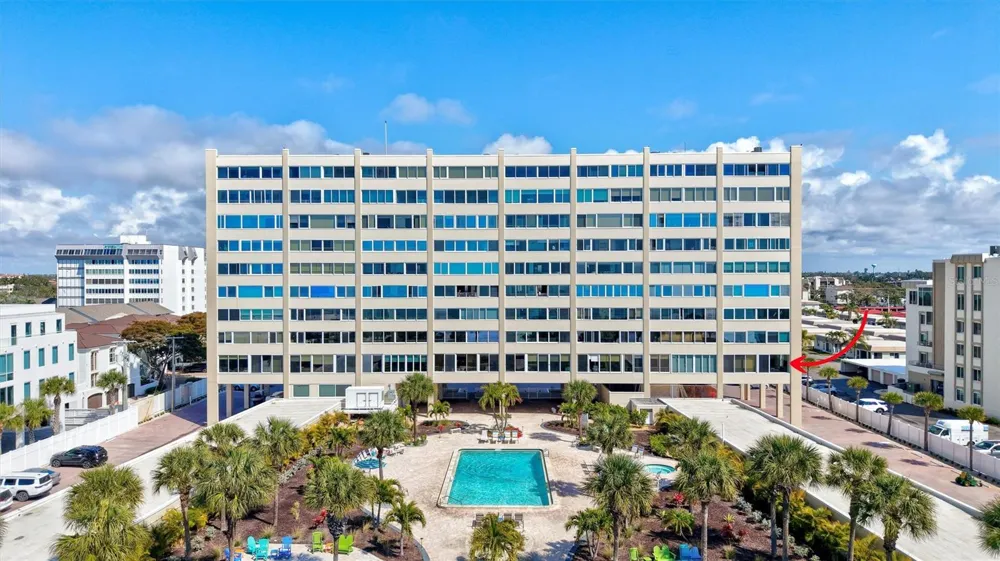 6140 MIDNIGHT PASS ROAD #101 Sarasota, FL 34242