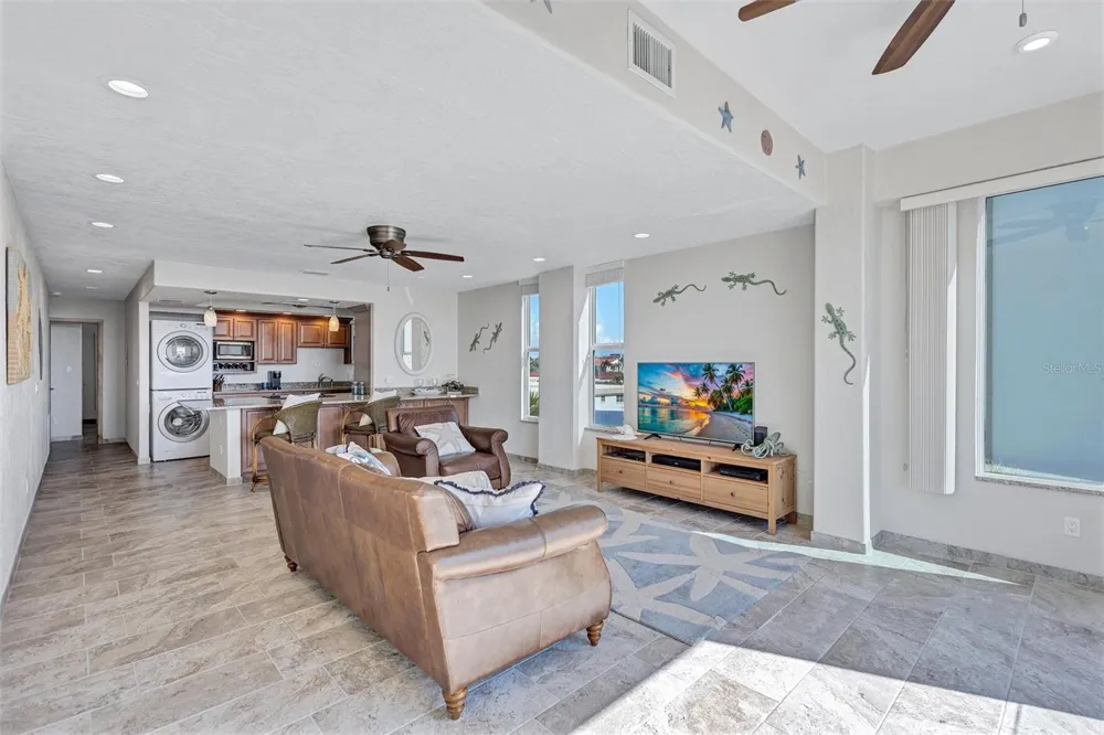 6140 MIDNIGHT PASS ROAD #101 Sarasota, FL 34242