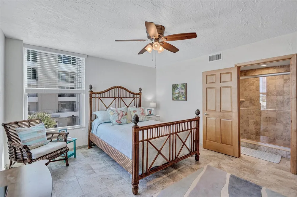 6140 MIDNIGHT PASS ROAD #101 Sarasota, FL 34242