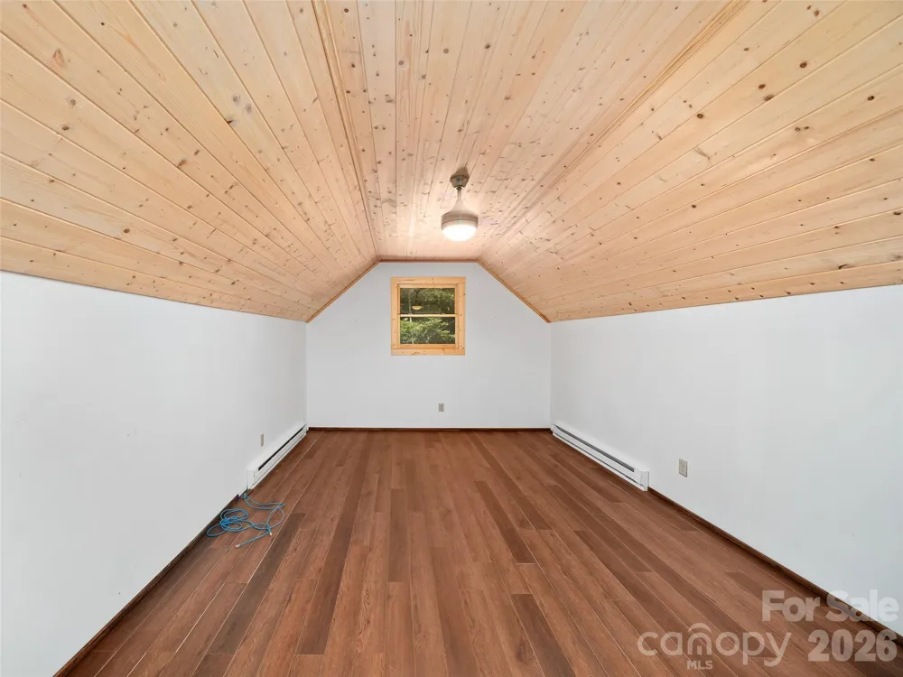 73 Oak Ridge Court Mars Hill, NC 28754