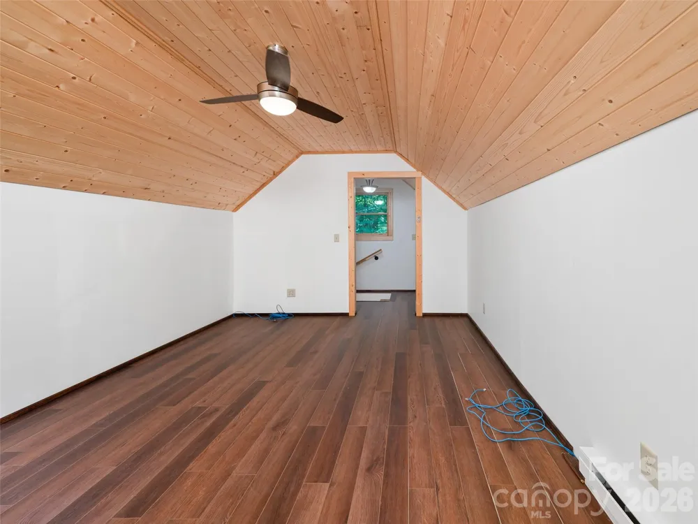 73 Oak Ridge Court Mars Hill, NC 28754