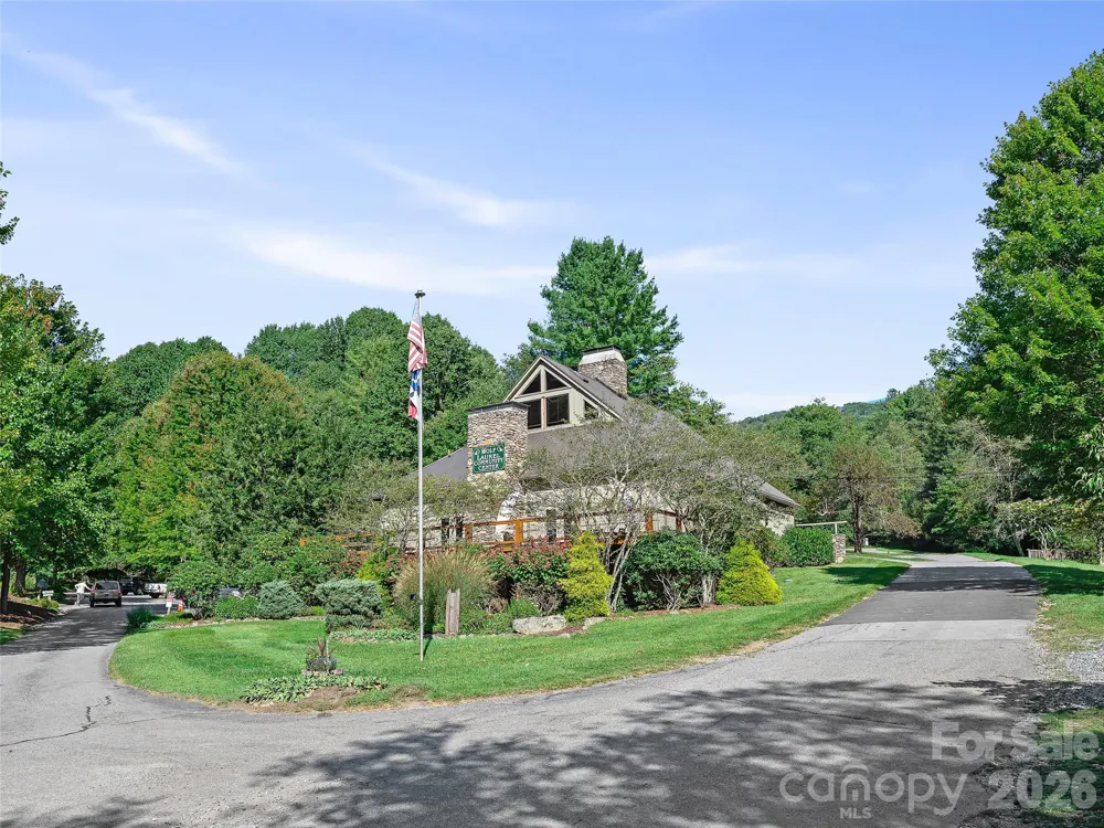 73 Oak Ridge Court Mars Hill, NC 28754