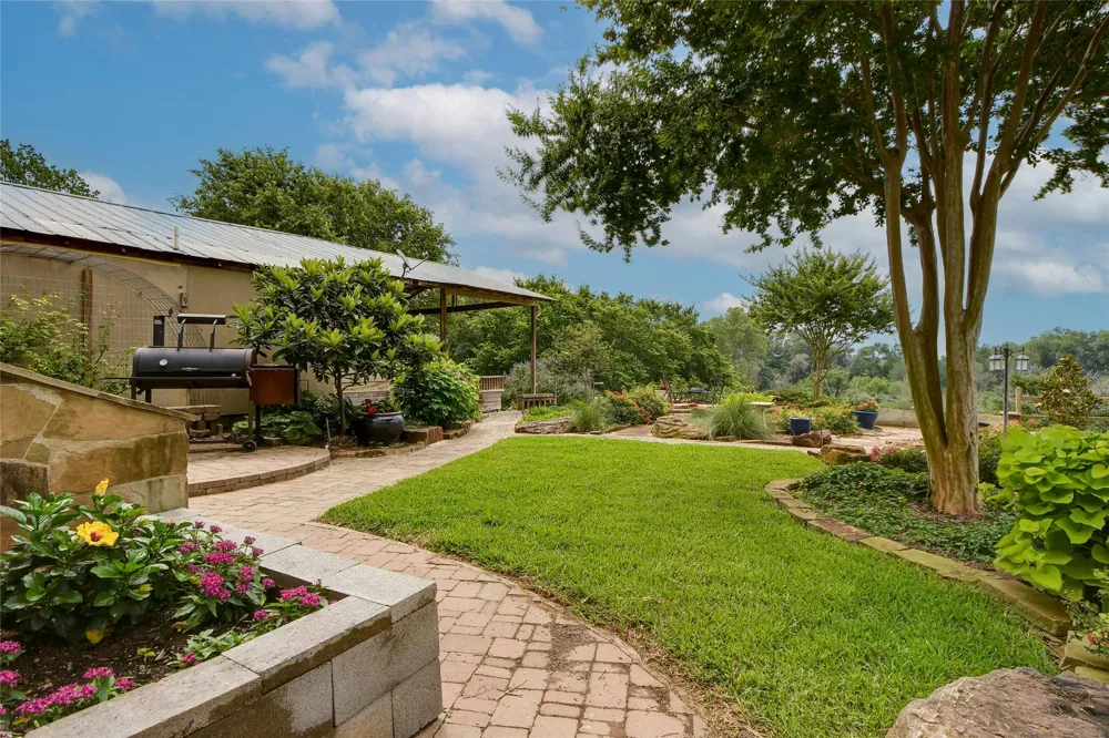 163 El Camino River Road Bastrop, TX 78602