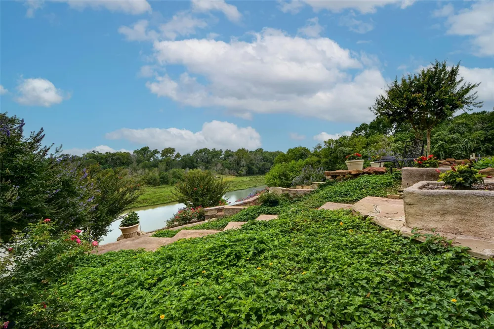 163 El Camino River Road Bastrop, TX 78602