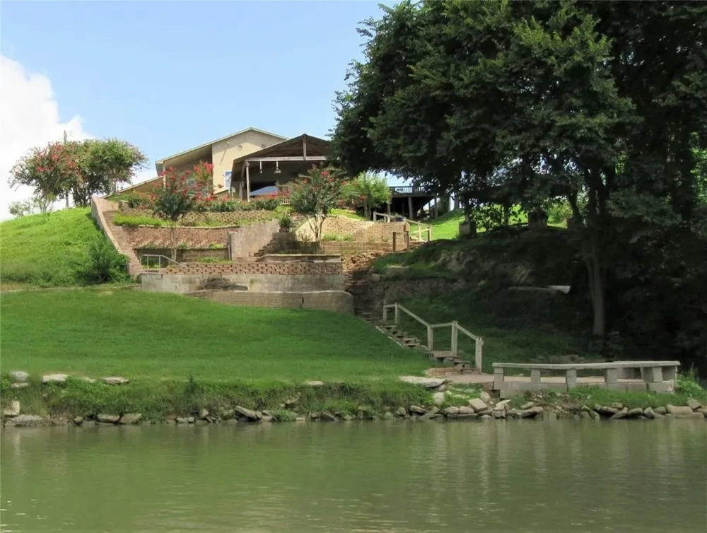 163 El Camino River Road Bastrop, TX 78602