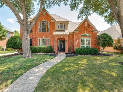2700 Meadow Hills Lane