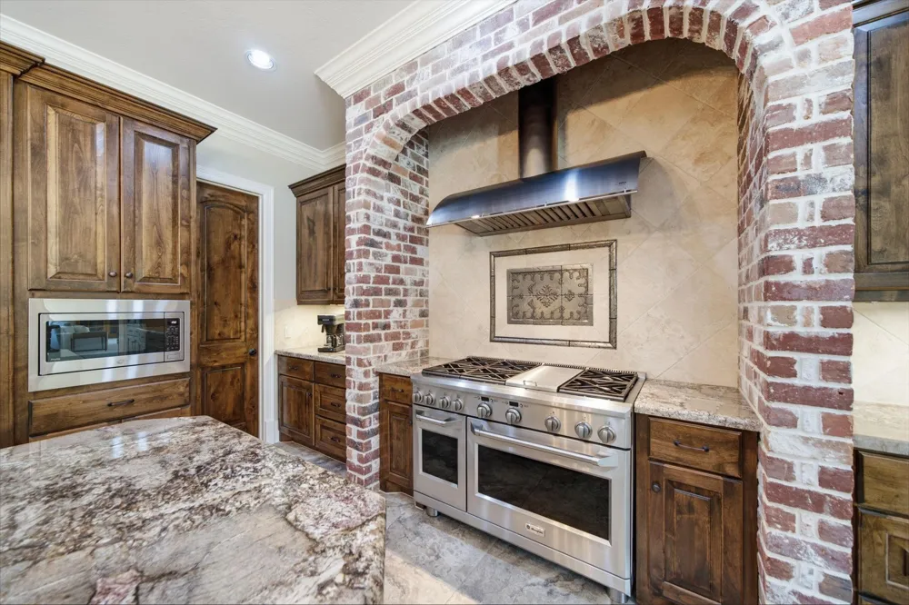 32102 Rolling Woods Trail Fulshear, TX 77441