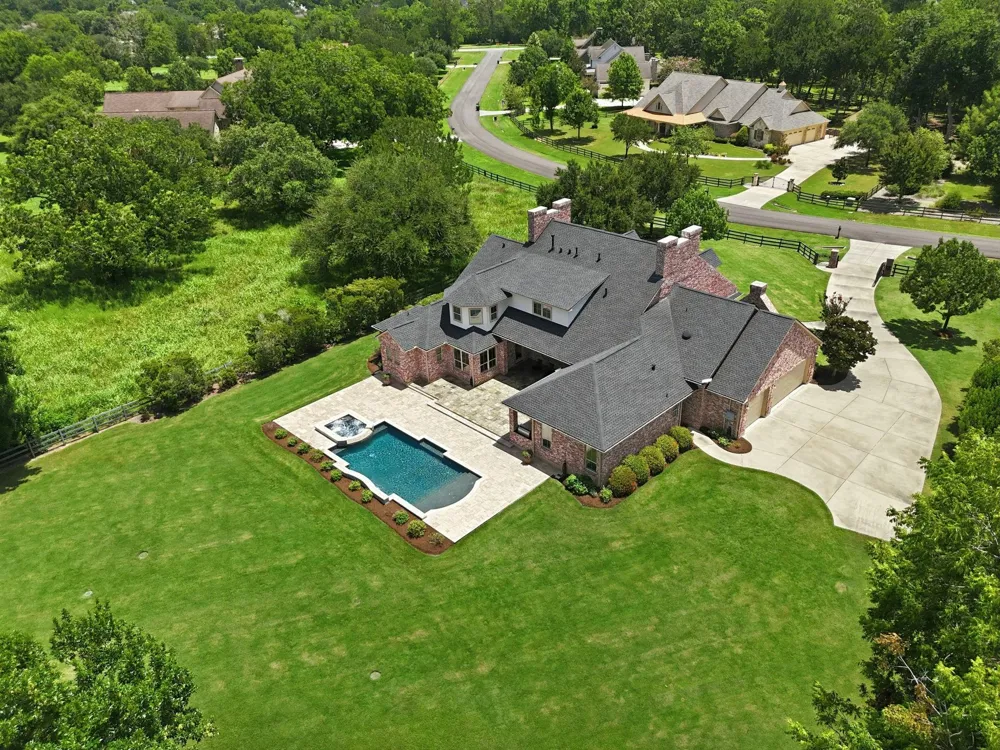 32102 Rolling Woods Trail Fulshear, TX 77441