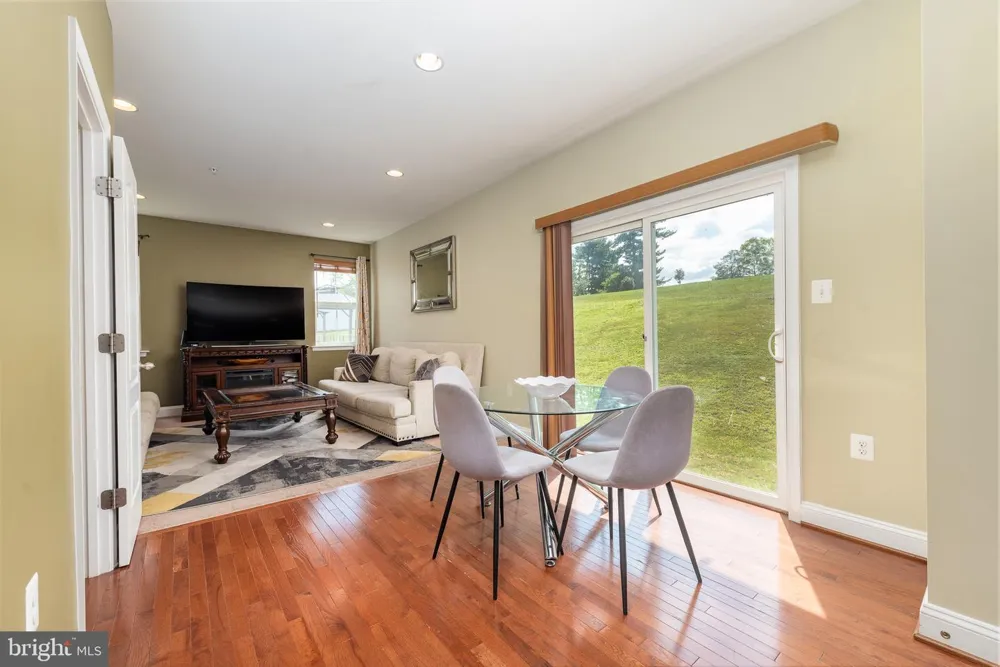 7603 LORD SNOWDEN CIRCLE Laurel, MD 20707