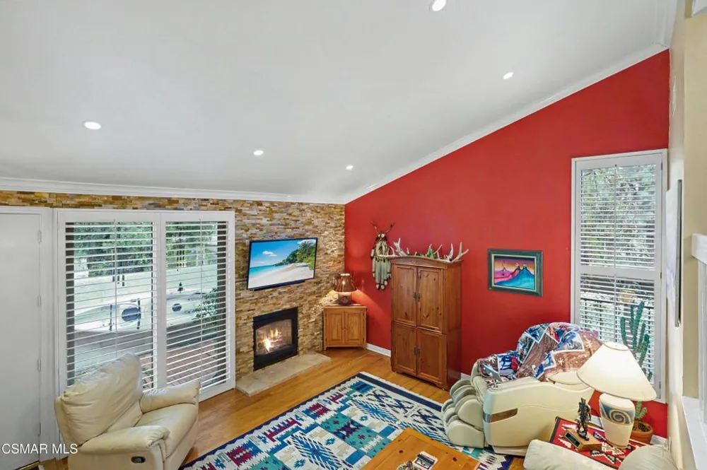 6201 Shoup Avenue #70 Woodland Hills, CA 91367
