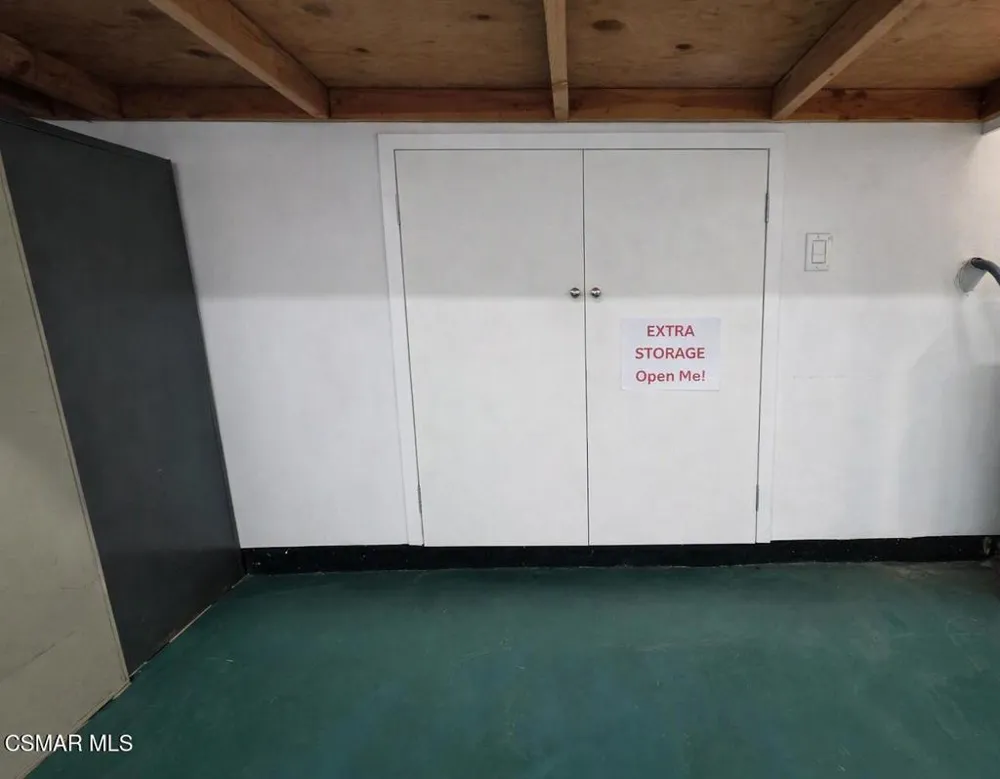 6201 Shoup Avenue #70 Woodland Hills, CA 91367