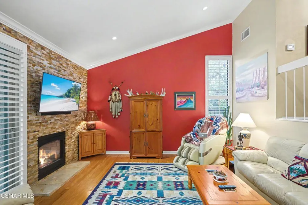 6201 Shoup Avenue #70 Woodland Hills, CA 91367