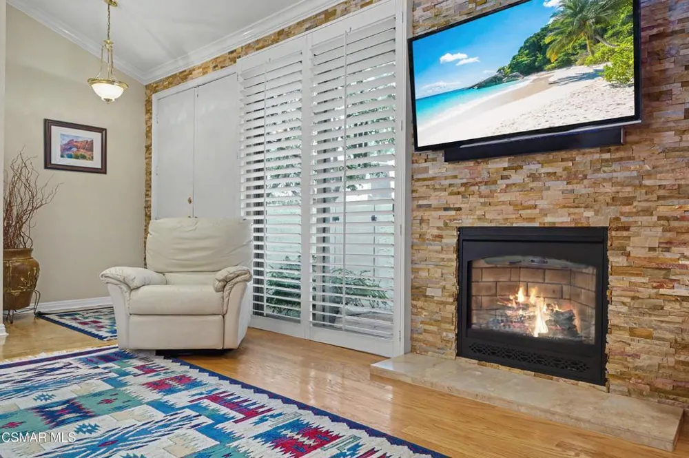 6201 Shoup Avenue #70 Woodland Hills, CA 91367