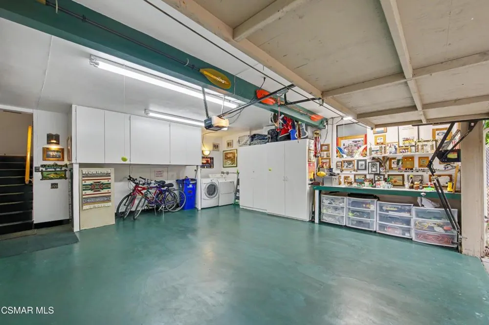 6201 Shoup Avenue #70 Woodland Hills, CA 91367