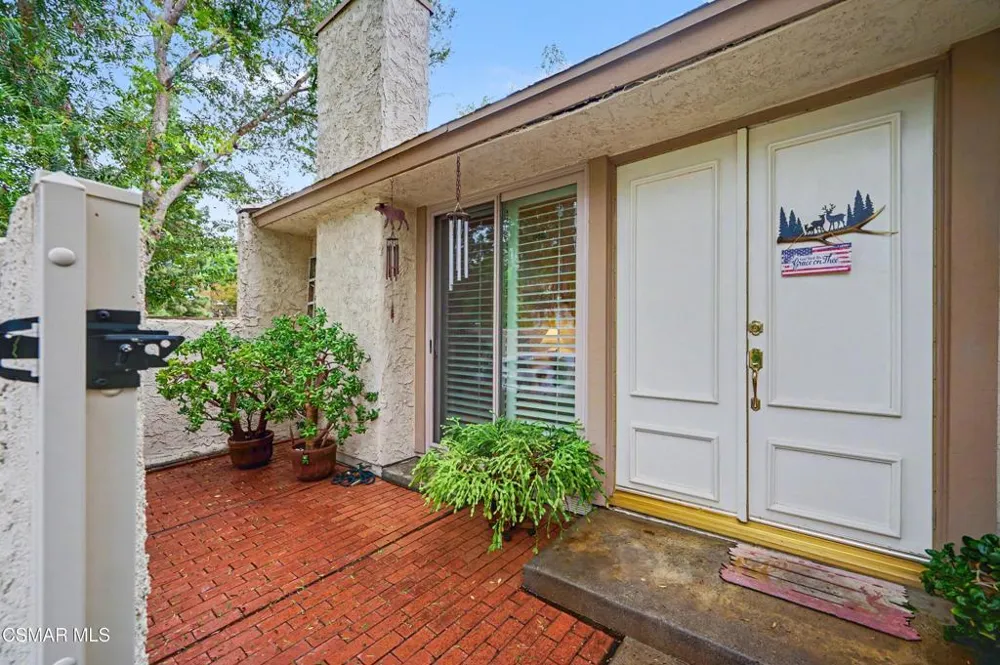 6201 Shoup Avenue #70 Woodland Hills, CA 91367