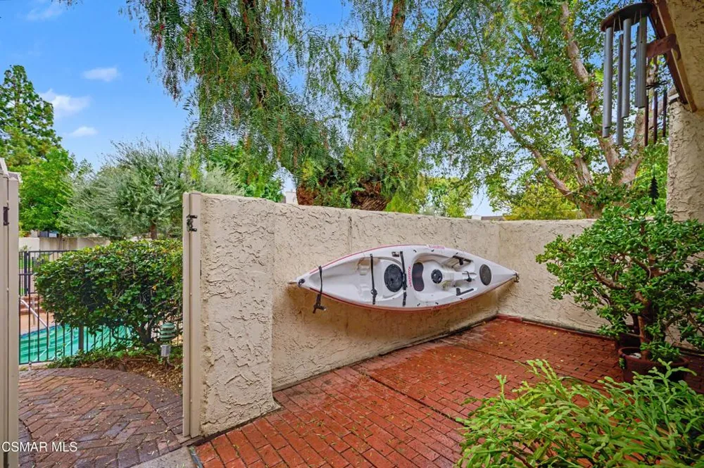 6201 Shoup Avenue #70 Woodland Hills, CA 91367