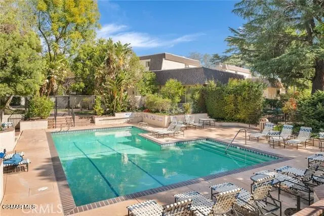 6201 Shoup Avenue #70 Woodland Hills, CA 91367