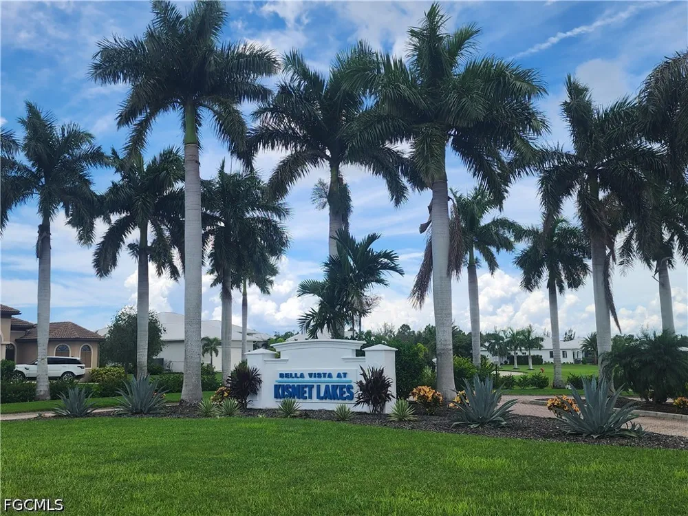 Kismet Lakes Lane Cape Coral, FL 33993