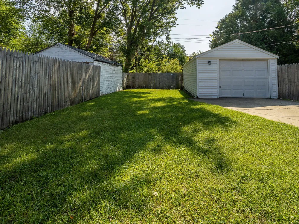 10852 Balfour Road Detroit, MI 48224