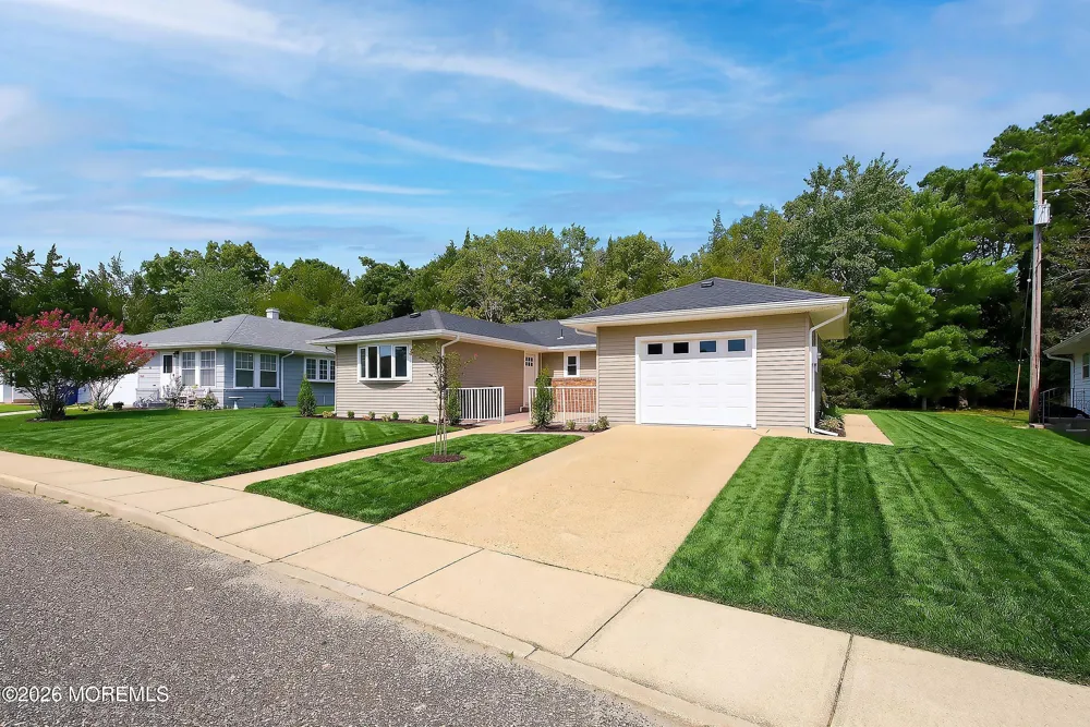 26 Grenada Street Toms River, NJ 08757