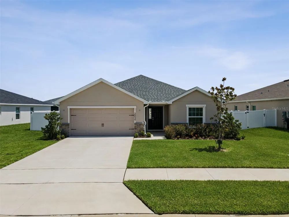 2037 SUMMERLAKE DRIVE Auburndale, FL 33823