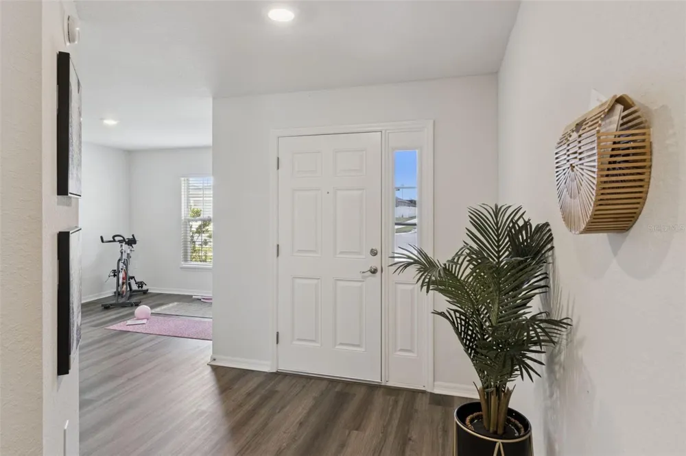 2037 SUMMERLAKE DRIVE Auburndale, FL 33823