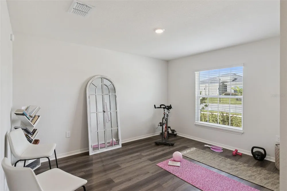 2037 SUMMERLAKE DRIVE Auburndale, FL 33823