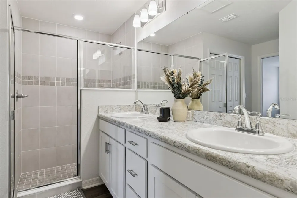 2037 SUMMERLAKE DRIVE Auburndale, FL 33823