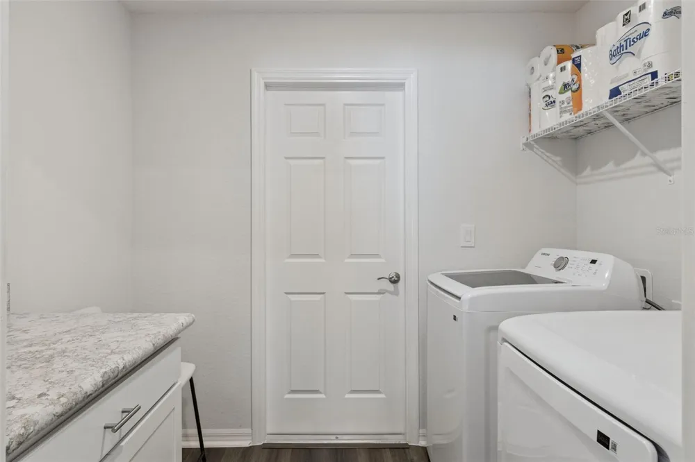 2037 SUMMERLAKE DRIVE Auburndale, FL 33823