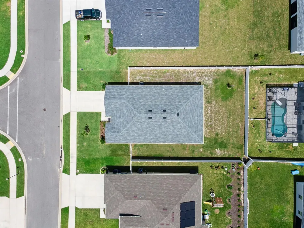 2037 SUMMERLAKE DRIVE Auburndale, FL 33823