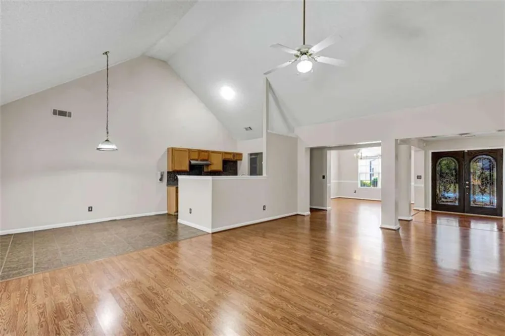 6827 Hill Creek Cove Lithonia, GA 30058