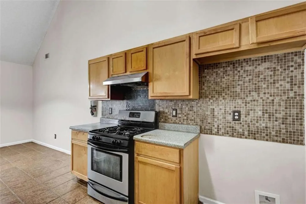 6827 Hill Creek Cove Lithonia, GA 30058