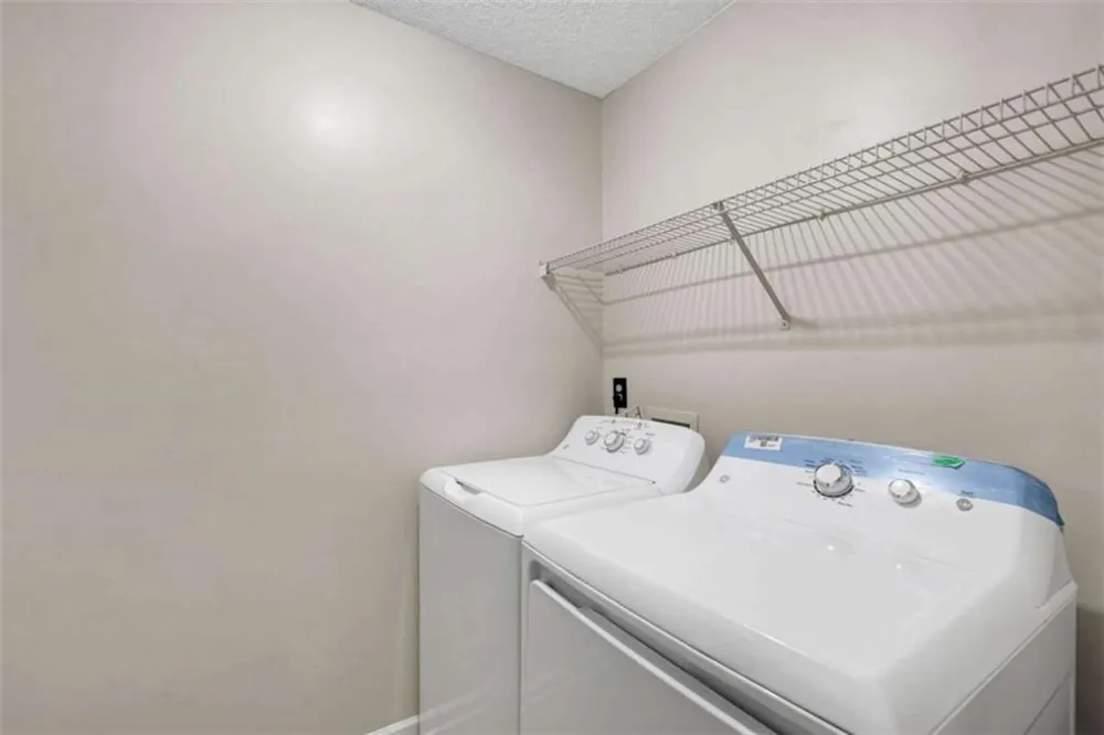 6827 Hill Creek Cove Lithonia, GA 30058