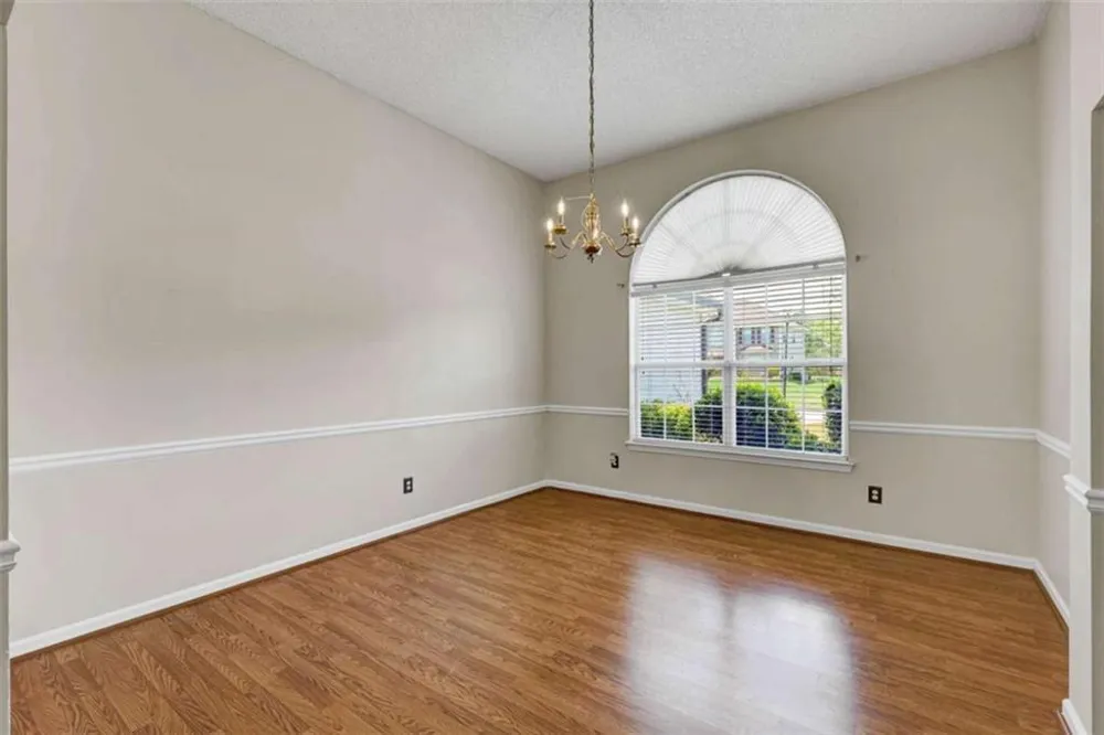 6827 Hill Creek Cove Lithonia, GA 30058