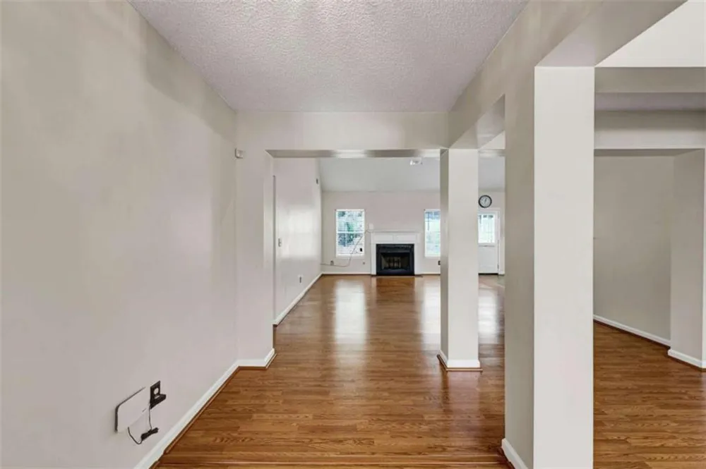 6827 Hill Creek Cove Lithonia, GA 30058