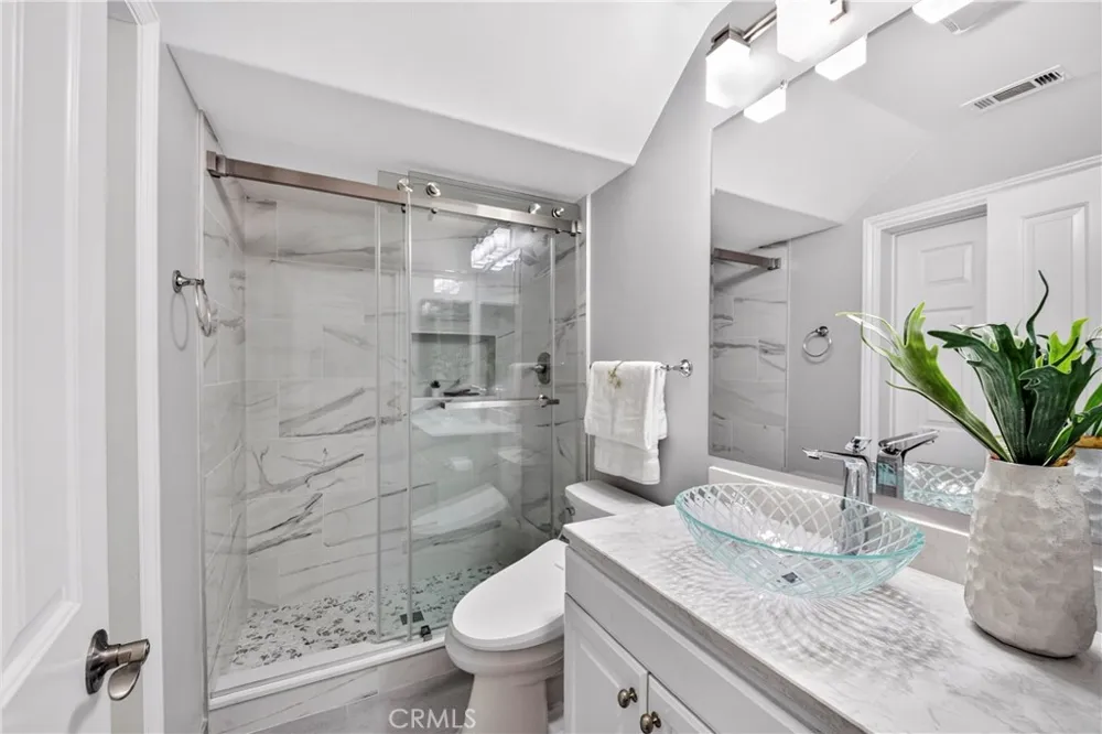 2011 W Snead Street La Habra, CA 90631