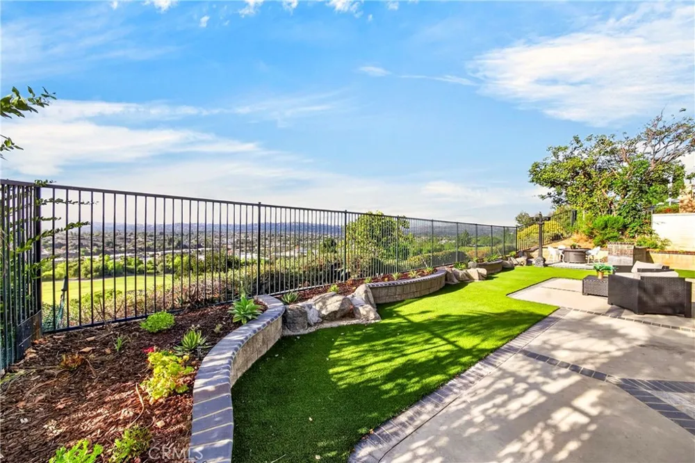 2011 W Snead Street La Habra, CA 90631