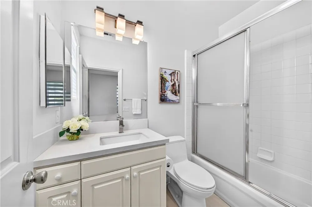 2011 W Snead Street La Habra, CA 90631