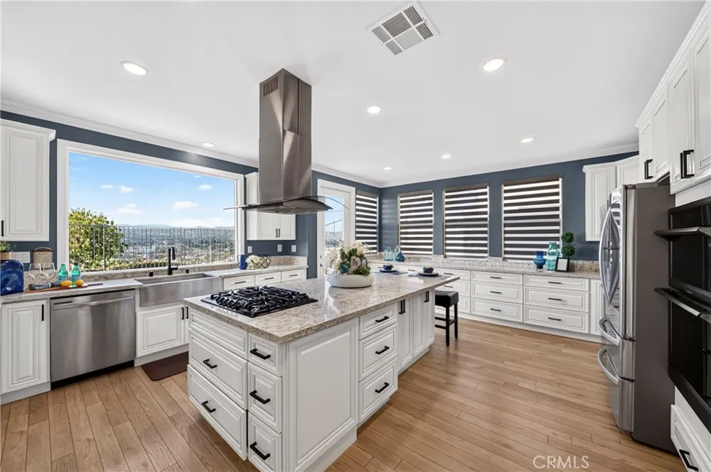 2011 W Snead Street La Habra, CA 90631