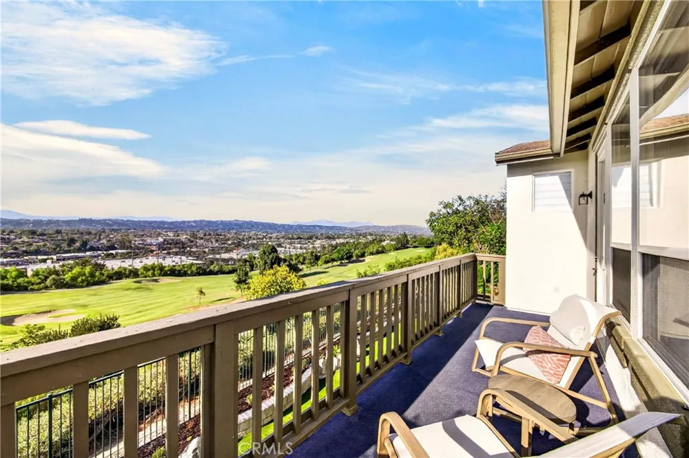 2011 W Snead Street La Habra, CA 90631